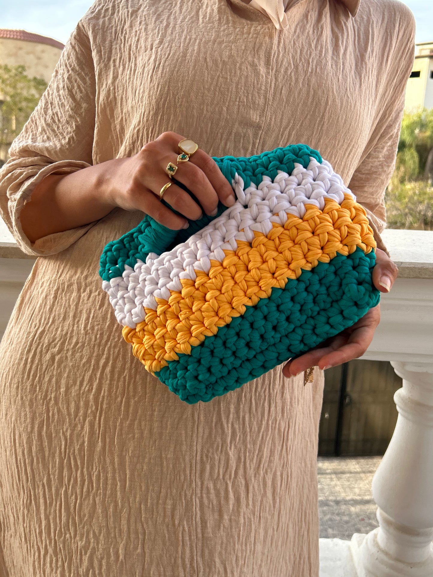 Blue Clutch